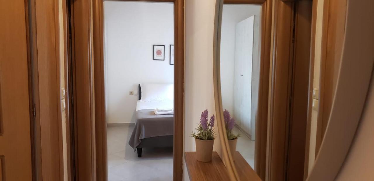 Michalis, 2-Bedroom Apartment In Saranda Luaran gambar